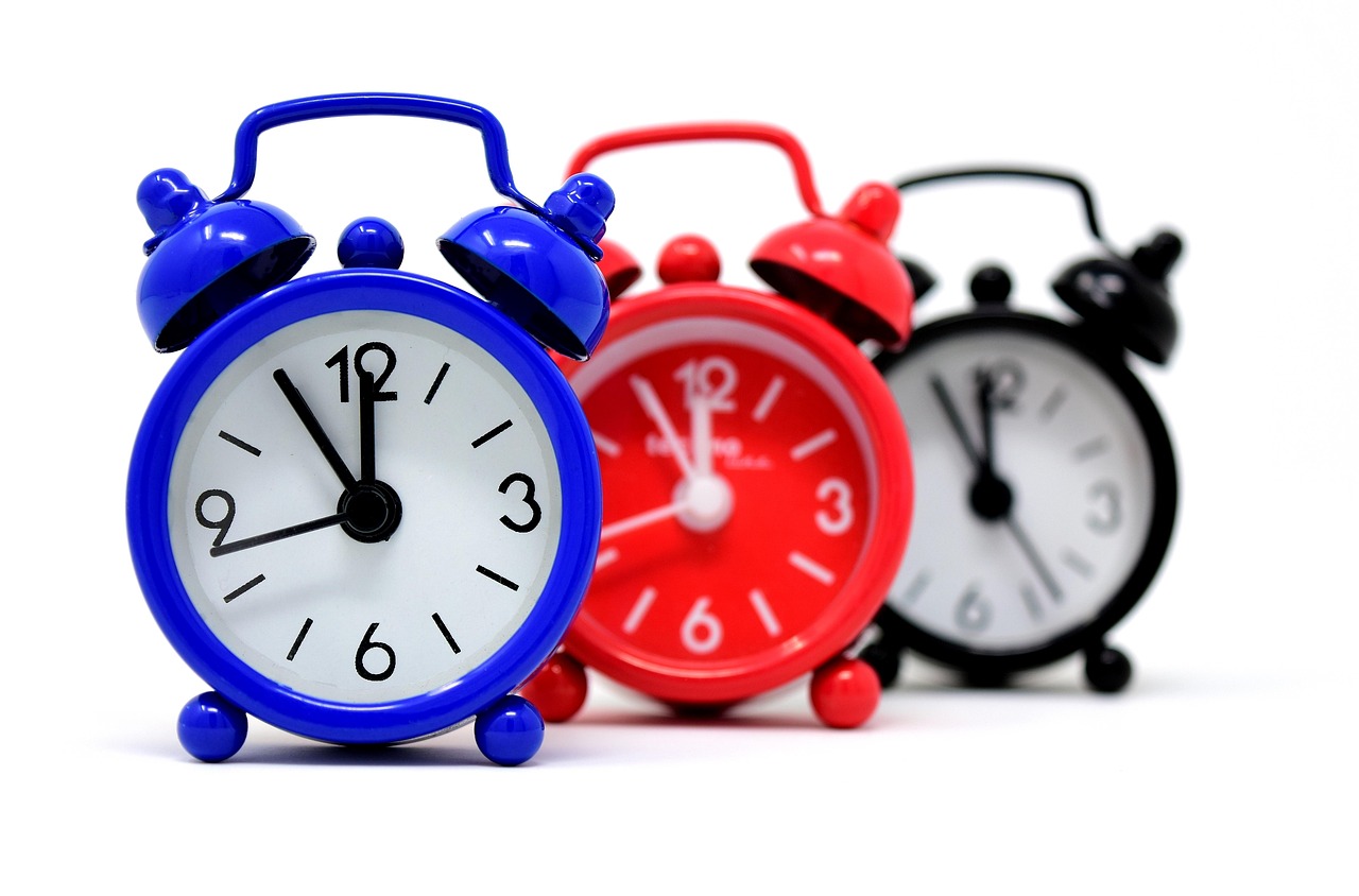 Inside saving time online: notes, examples and checks